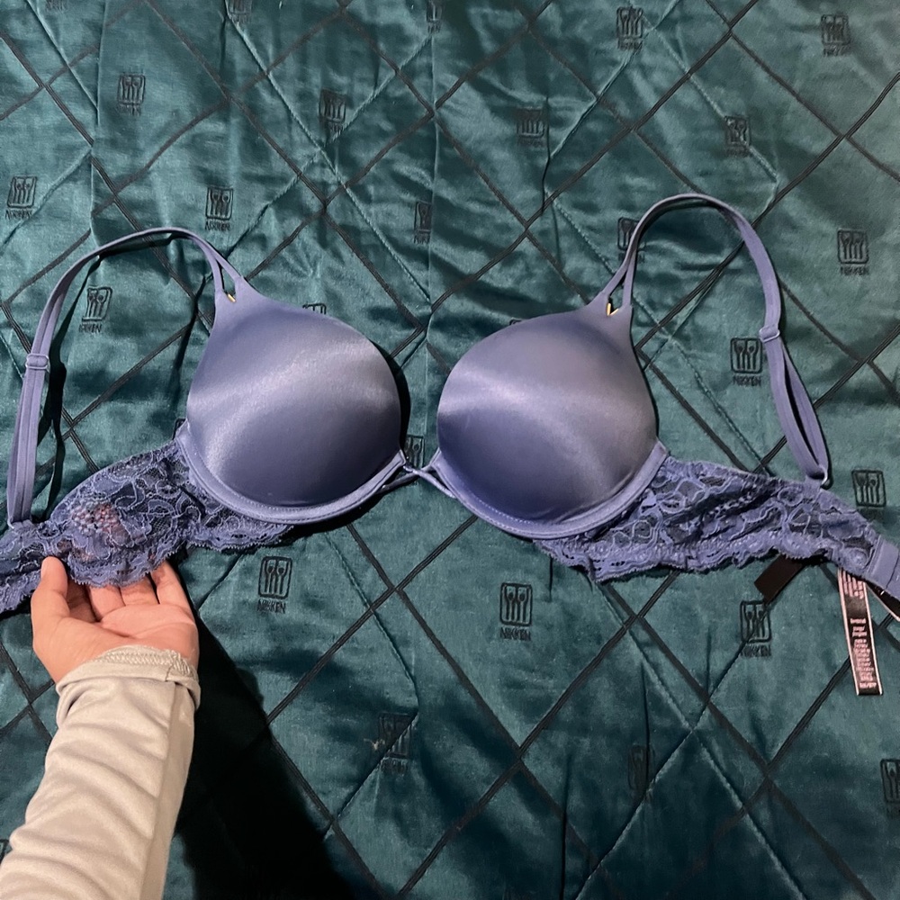 Victoria's Secret Blue Satin Bra with Elegant Lace